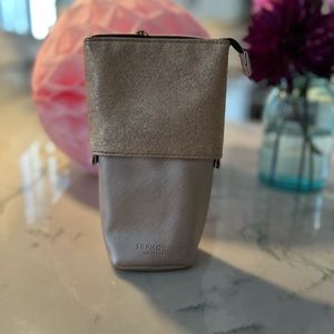 Sephora Make Up Brush storage Bag . Color Pink